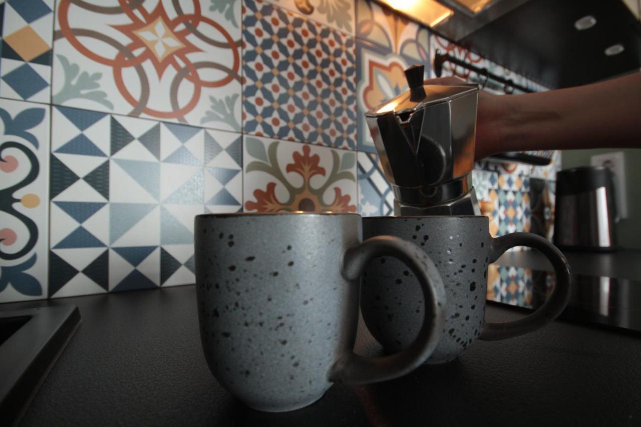 Apartment Daisy Grand Kamelia サニービーチ エクステリア 写真